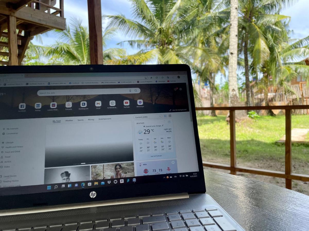 Siargao Sunflower Suites ゼネラル・ルナ エクステリア 写真