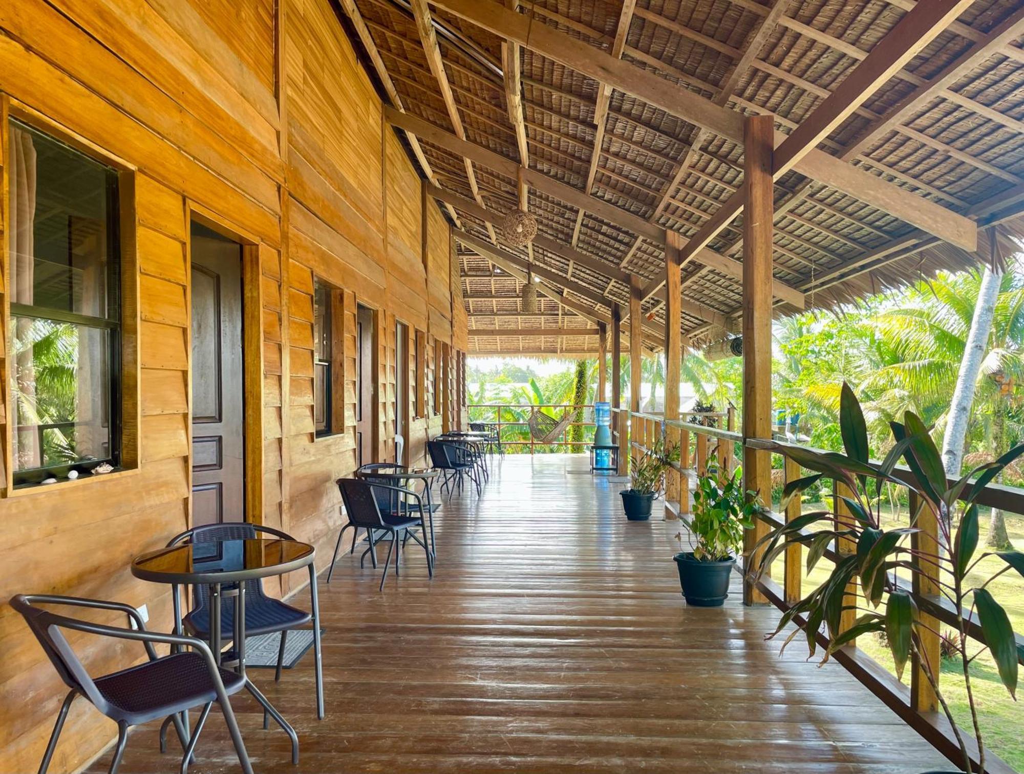 Siargao Sunflower Suites ゼネラル・ルナ エクステリア 写真