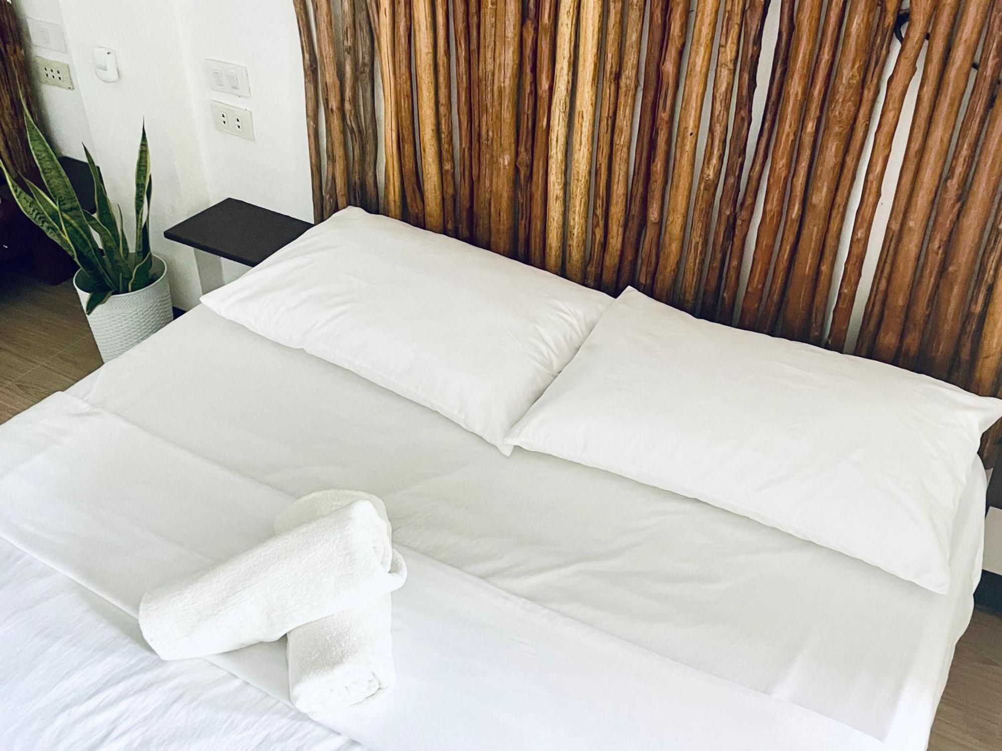 Siargao Sunflower Suites ゼネラル・ルナ エクステリア 写真