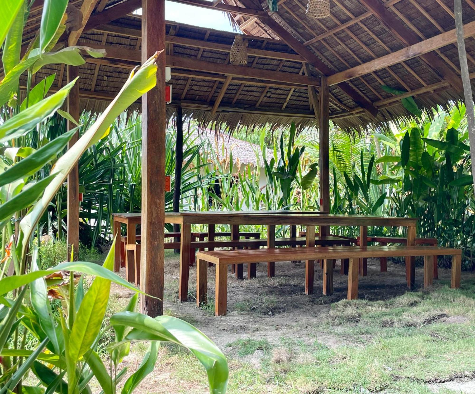 Siargao Sunflower Suites ゼネラル・ルナ エクステリア 写真