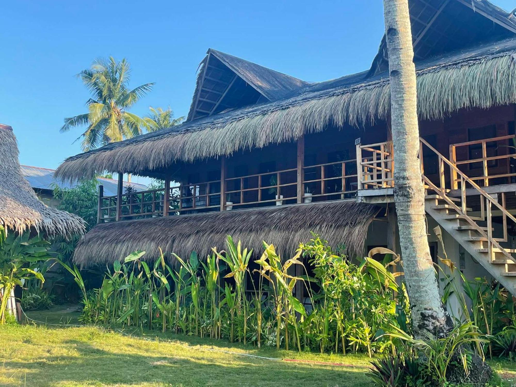 Siargao Sunflower Suites ゼネラル・ルナ エクステリア 写真