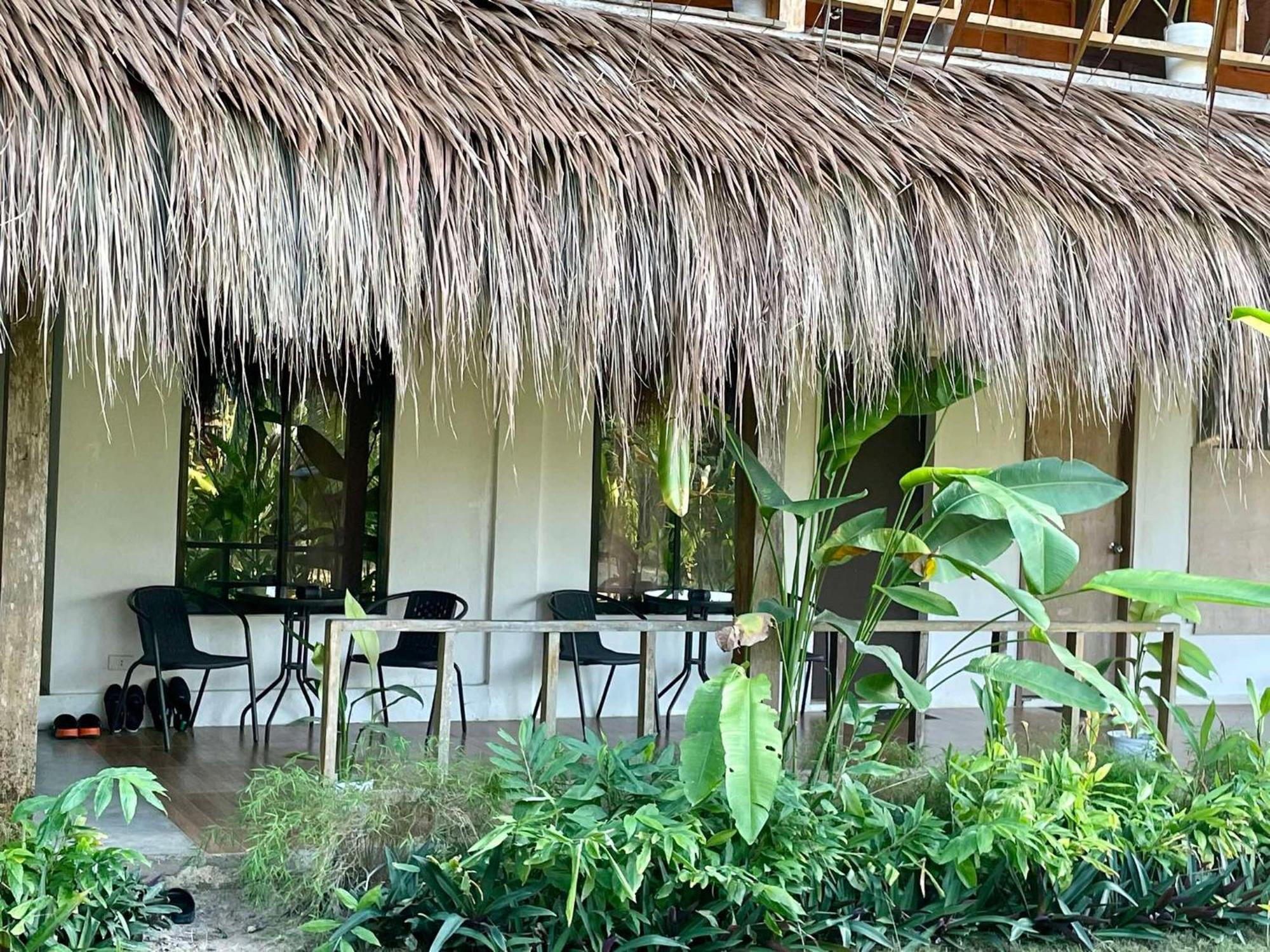 Siargao Sunflower Suites ゼネラル・ルナ エクステリア 写真